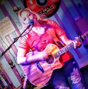 Meet your Posher, Kerri